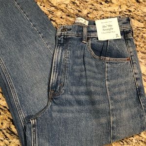Abercrombie and Fitch The 90’s Straight Ultra High Rise Jeans
